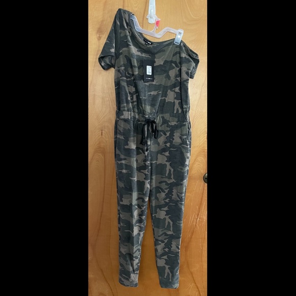 FashionNova - Military Brat Jumpsuit - L - Picture 1 of 2